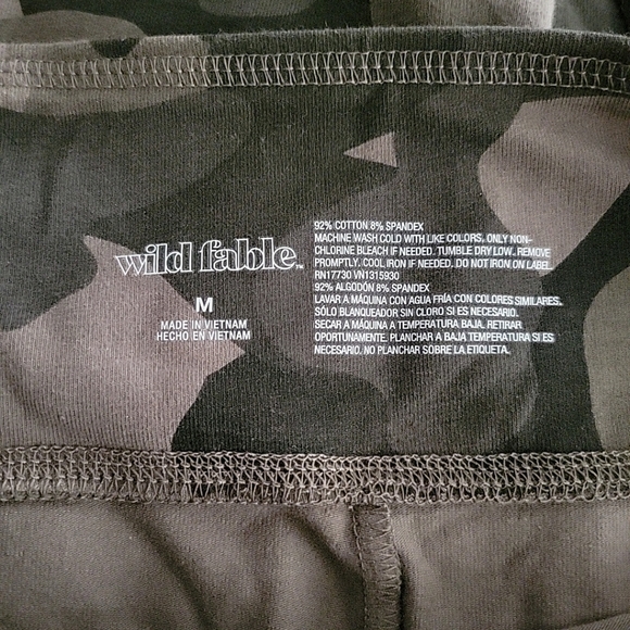 NWOT Wild Fable Camo Leggings - Picture 7 of 10